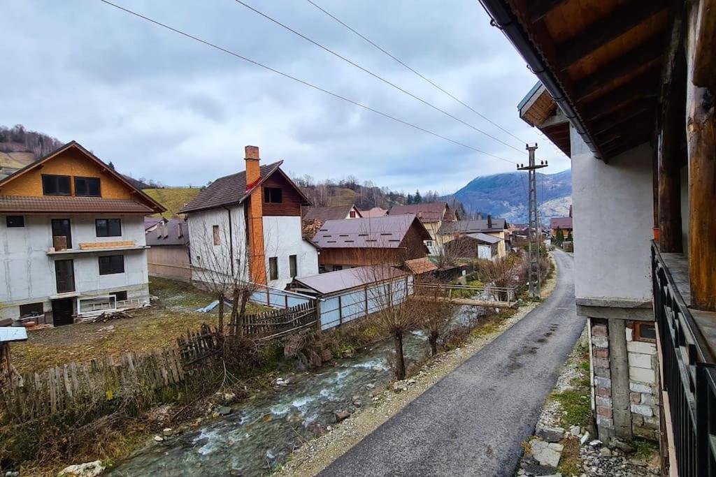 Casa De Langa Rau Rucar Villa Dış mekan fotoğraf